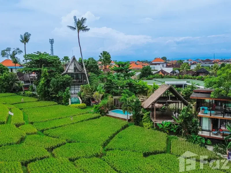 7 Bedroom Villa for sale in Mengwi, Bali - Real Estate in Bali