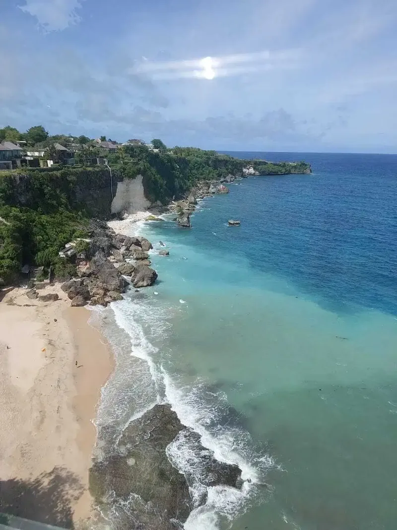 TANAH TEBING VIEW LAUT LOS PANTAI PASIR PUTIH DEKAT HOTEL AYANA - Real Estate in Bali