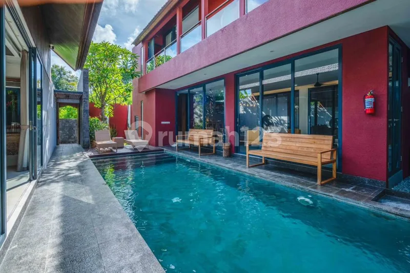 Timeless Design Villa Nelayan Canggu 3Bedrooms 305M2 . - Real Estate in Bali