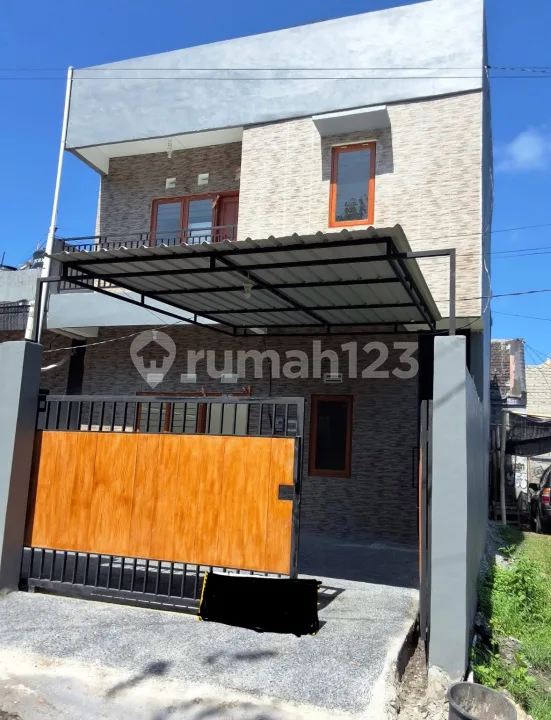 Dikontrakkan Rumah 4 Kamar Tidur di Ungasan - Real Estate in Bali