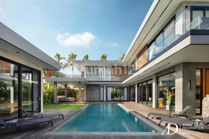 Yearly Rental - Modern 4Br Villa In Kerobokan - Real Estate in Bali
