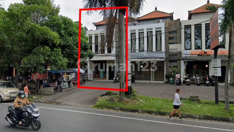 Ruko Lebar 7,5X16 Meter di Pusat Renon - Bali in Bali