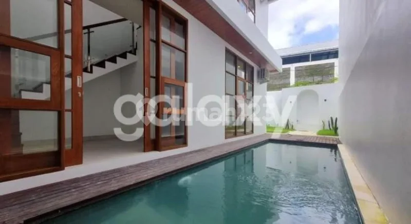 Villa 2 Lantai di Balangan Benoa Badung, Bali - Real Estate in Bali