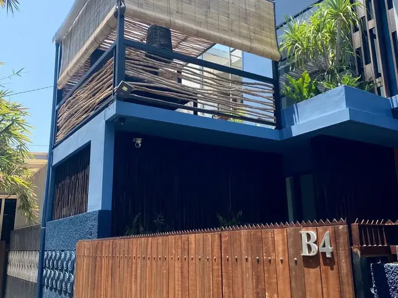 Dijual rumah stil villa di area jln gunung lumut denpasar barat dekat ke seminyak - Real Estate in Bali