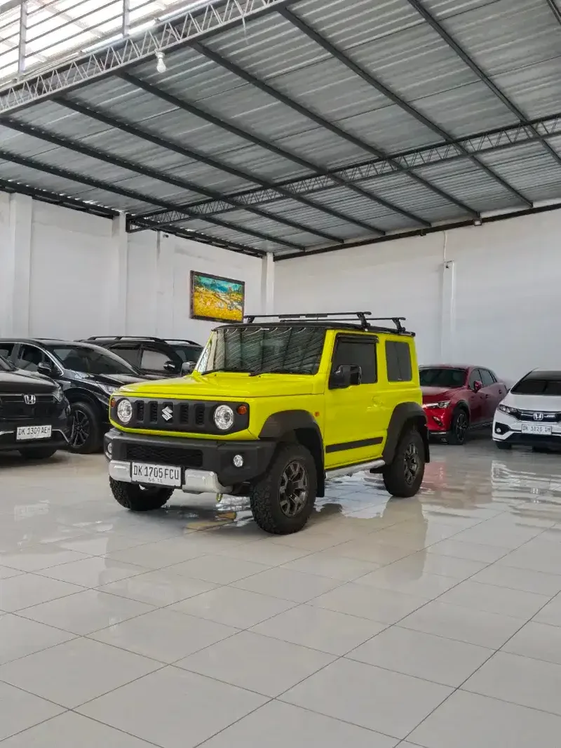 SUZUKI JIMNY NEW 3 PINTU 4X4 SEPERTI BARU - Vehicles in Bali