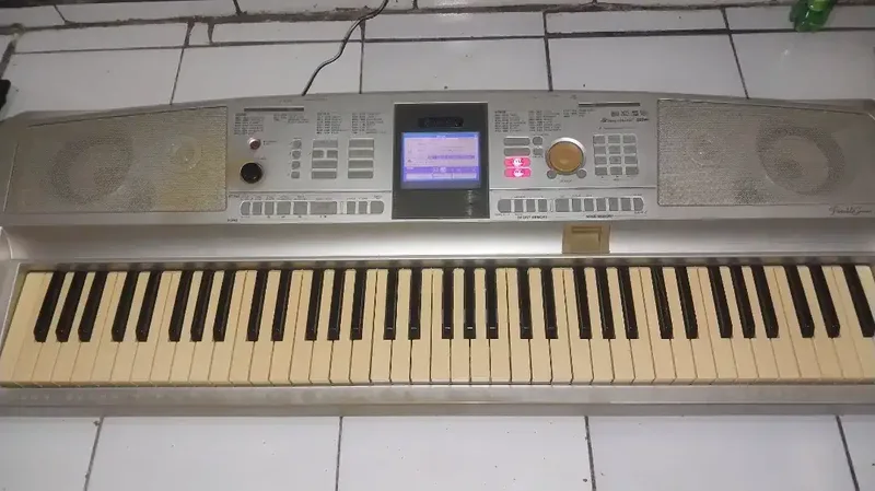 keyboard organ piano yamaha dgx 305 - Hobbies & Sports in Bali