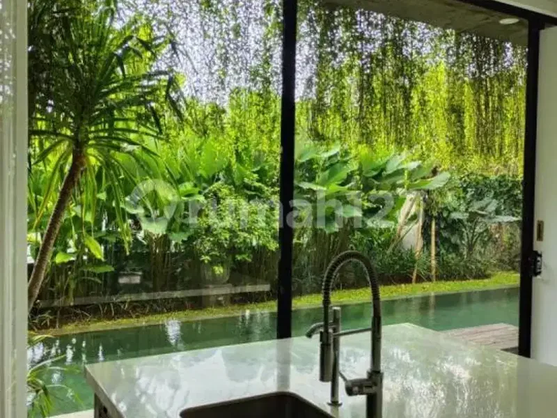 Villa Modern Tropical Luxury 4Br Full Furnish Private Pool Sanur Denpasar Selatan, Freehold/Leasehold 50 Tahun, Rp 11,35 Miliar - Real Estate in Bali