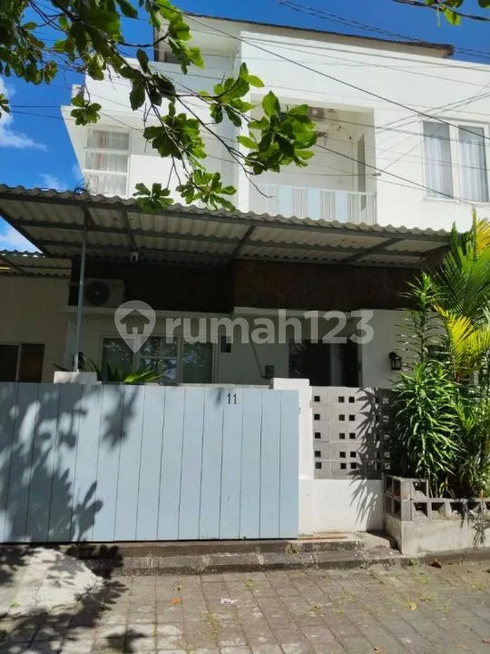 Rumah Si Huni Hadap Timur Dalam Komplek di Jimbaran - Real Estate in Bali