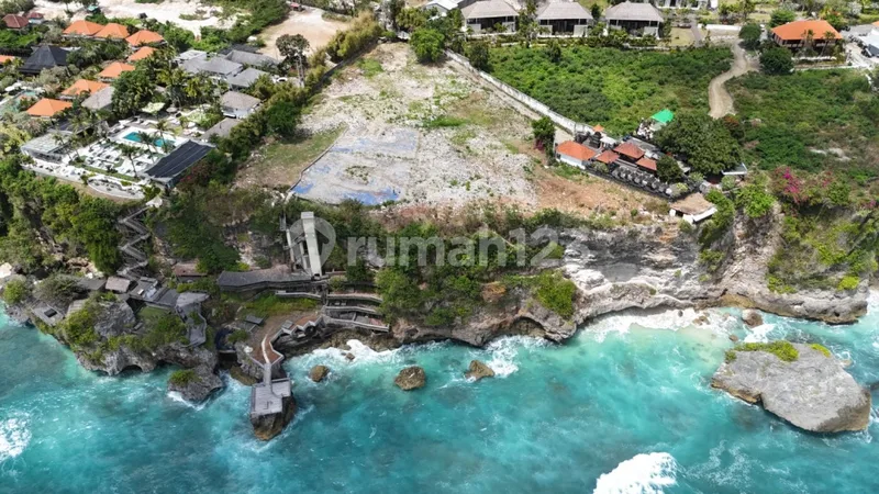 Dijual Cepat Tanah Cliff Front Pantai Padang-Padang Uluwatu - Bali in Bali
