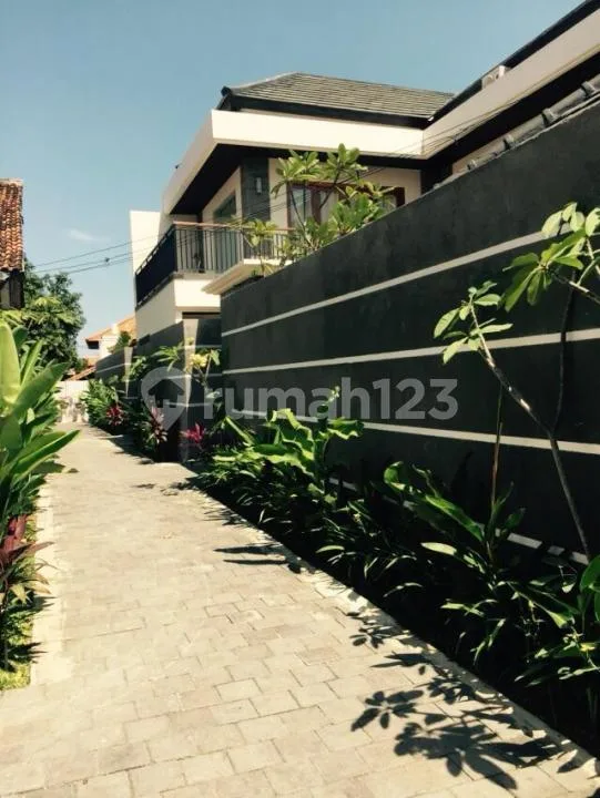 Disewakan Villa / Rumah 2 Lantai - Siap Huni - Bali in Bali