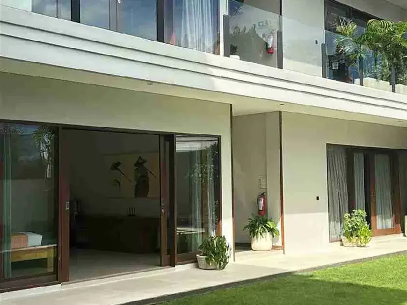 DIJUAL / FREEHOLD : Modern Villas 7 Beds, Paddie View, Batu Bolong, Canggu, Bali - Bali in Bali
