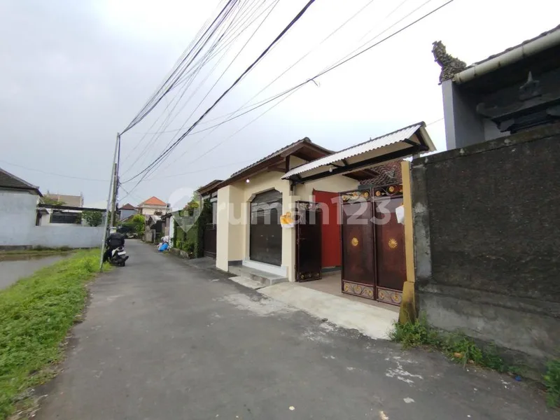 Rumah 4Br Siap Huni bisa Kantor Ketewel Gianyar, Bali - Real Estate in Bali