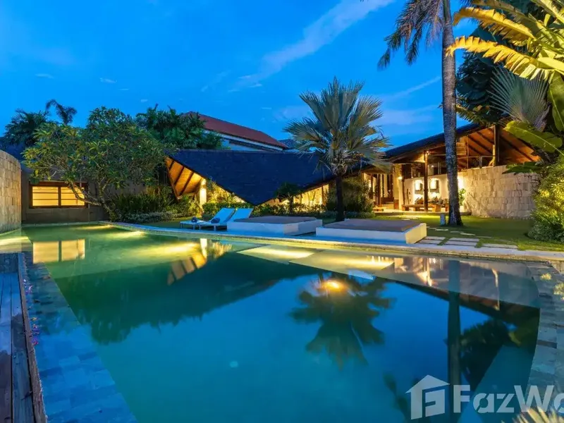 4 Bedroom Villa for sale in Seminyak, Bali - Real Estate in Bali