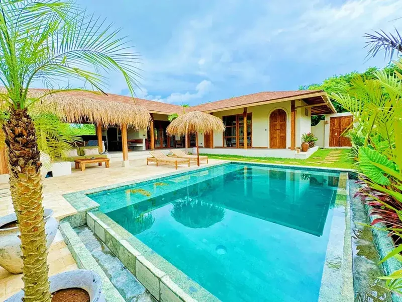 Disewakan Vila di Area Tenang dengan View Hutan di Kulat, Pecatu - Real Estate in Bali