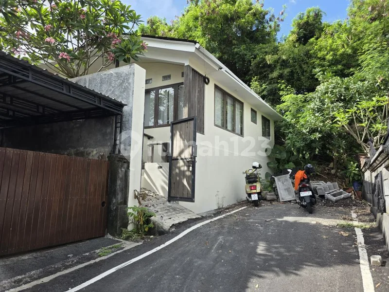 Rumah Terawat Siap Huni Fully Furnish Di Ungasan - Real Estate in Bali