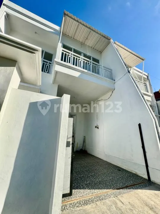 Disewakan Rumah 2 Lantai Strategis di Abianbase - Bali in Bali