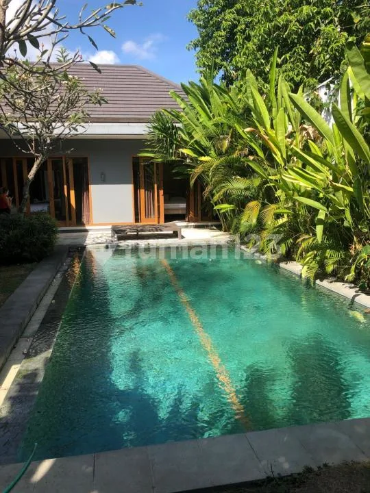Villa 3 Bedroom Luas & Strategis Disewakan, di Area Umalas - Real Estate in Bali