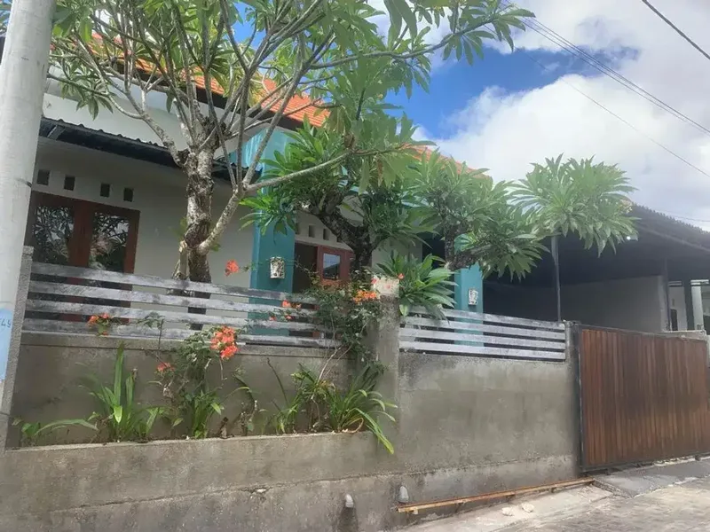 Disewakan Rumah di Perum Kori Nuansa Jimbaran - Real Estate in Bali
