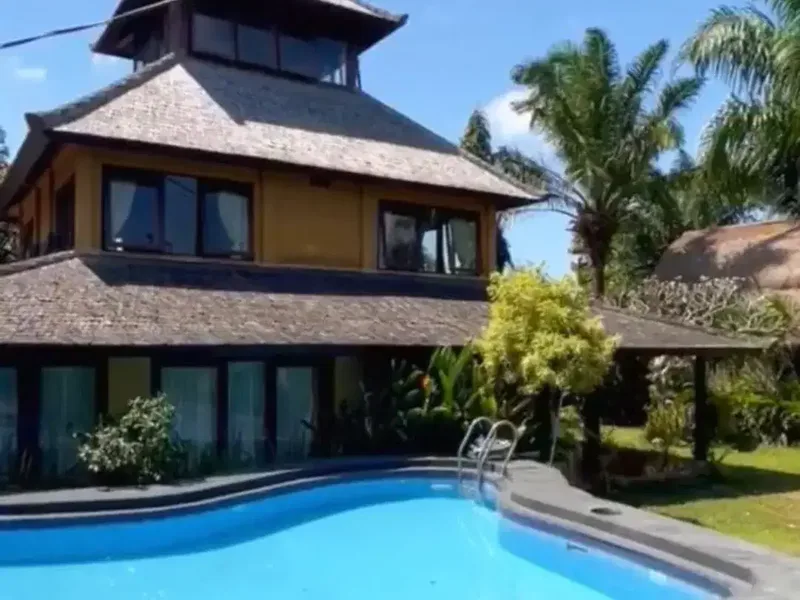Modern 3-Storey Villa with Panoramic Views in Balangan, Uluwatu - Real Estate in Bali
