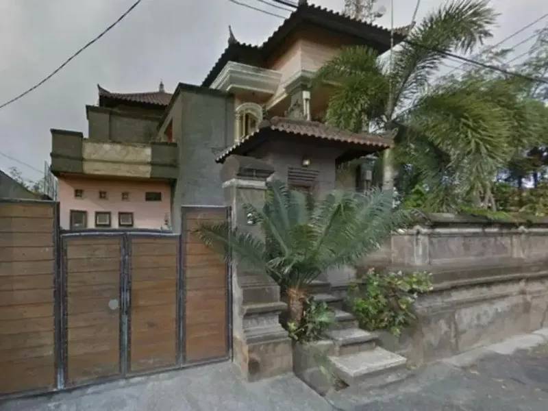 Rumah Padang Sambian Kaja Denpasar Barat - Real Estate in Bali