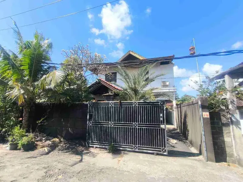 Di Jual Rumah Tinggal 2 Lantai Lokasi Strategis Di Jl. Laksamana , Sumerta Kelod, Denpasar Timur - Real Estate in Bali
