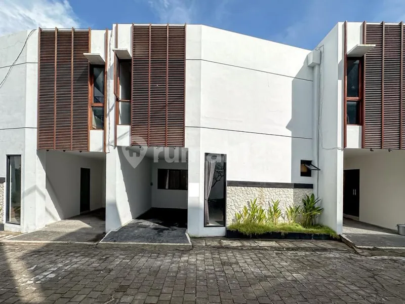 Villa 2 KT SHM Siap Huni Dekat Itdc Nusa Dua Bali - Real Estate in Bali