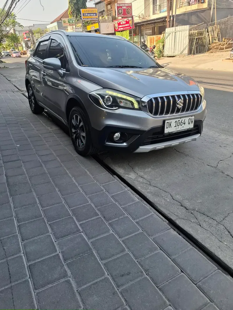 SUZUKI SCROSS MANUAL - Vehicles in Bali