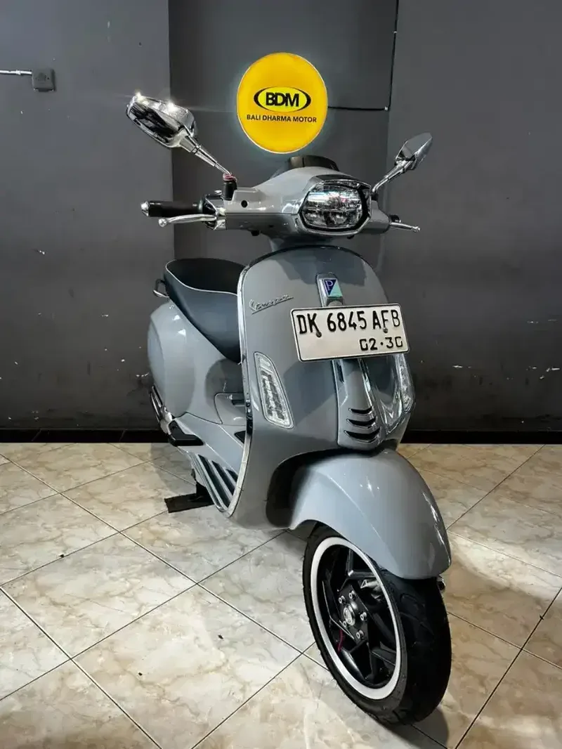DP 4,3 JT/ BUNGA MENURUN 2% / PIAGGIO VESPA SPRINT TAHUN 2024 - Vehicles in Bali