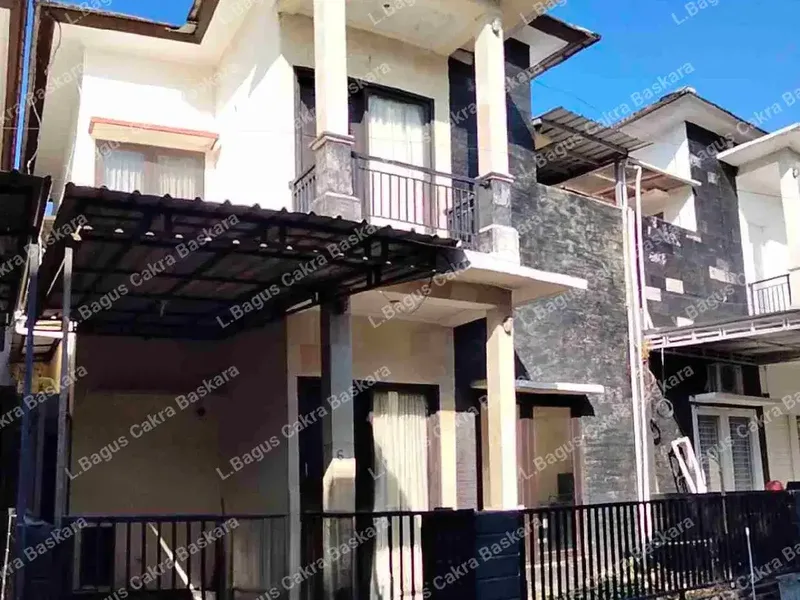 Disewakan Rumah 2 Lantai Siap Pakai Full Furnish
Perum Tukad Batanghari, Denpasar Selatan - Real Estate in Bali
