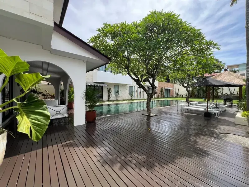 Villa batubelig seminyak bali - Real Estate in Bali
