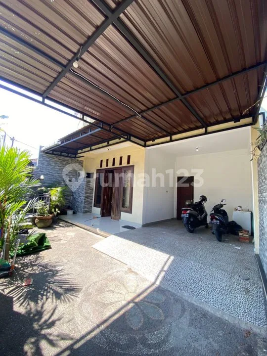 Rumah Lantai 2 SHM di Dalung Permai Sl - Real Estate in Bali