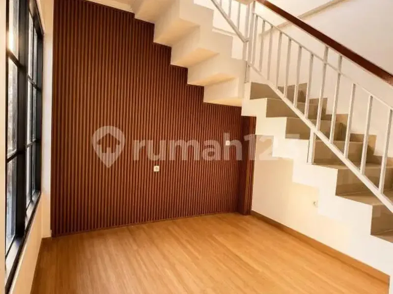 Villa Brand New Lantai 2 Area Jalan Pantai Mengening Cemagi - Real Estate in Bali
