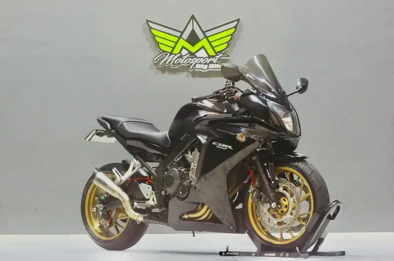 Honda CBR 650F ABS, CBR500, Ducati EVO, R6 - Vehicles in Bali