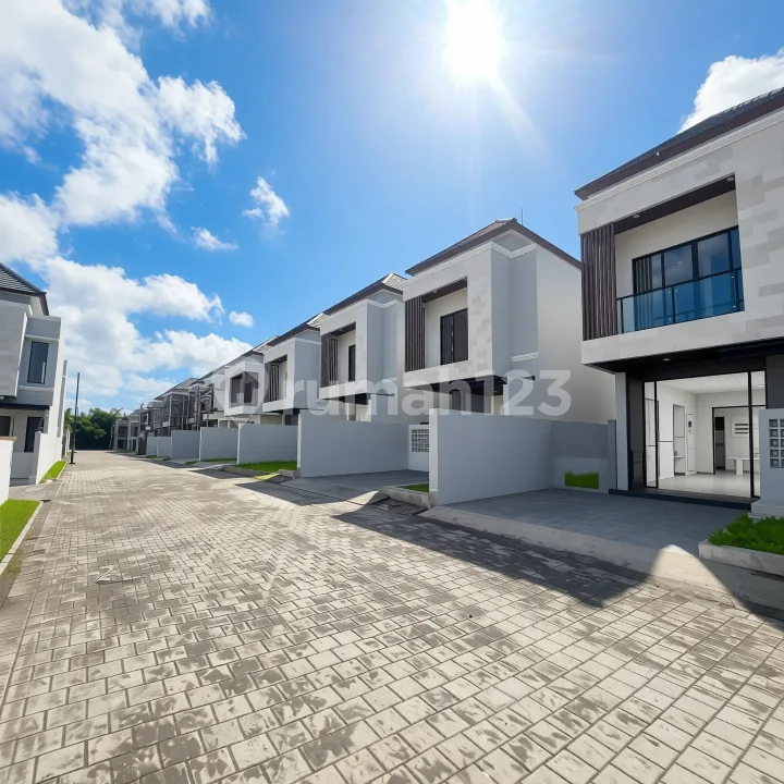 Rumah Ready Stock Siap Huni di Lingkungan Exclusive One Gate System, Mumbul Nusa Dua Bali - Real Estate in Bali