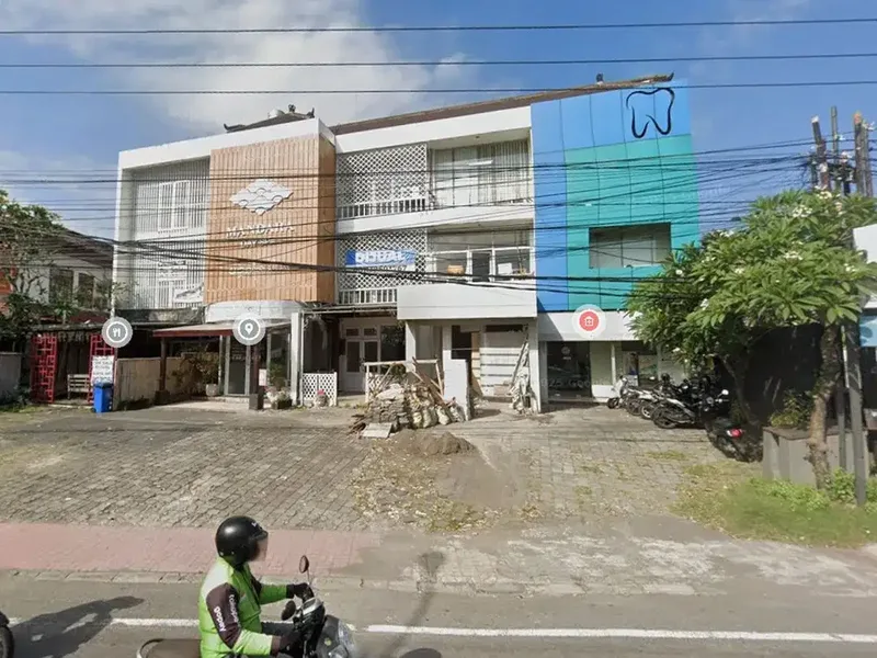 DIJUAL RUKO 3 LANTAI – BY PASS SANUR BALI - Real Estate in Bali