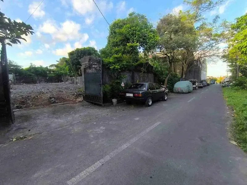 Tanah PREMIUM 4,05 are KUSUMA BANGSA Lebar 13m ZONA perdagangan jasa 750jt/are - Bali in Bali