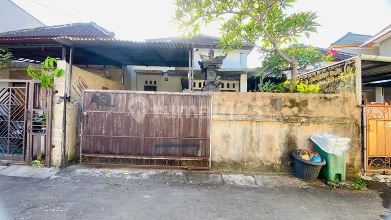 Rumah Strategis SHM Ada Garasi Padangsambian Denpasar Barat - Bali in Bali