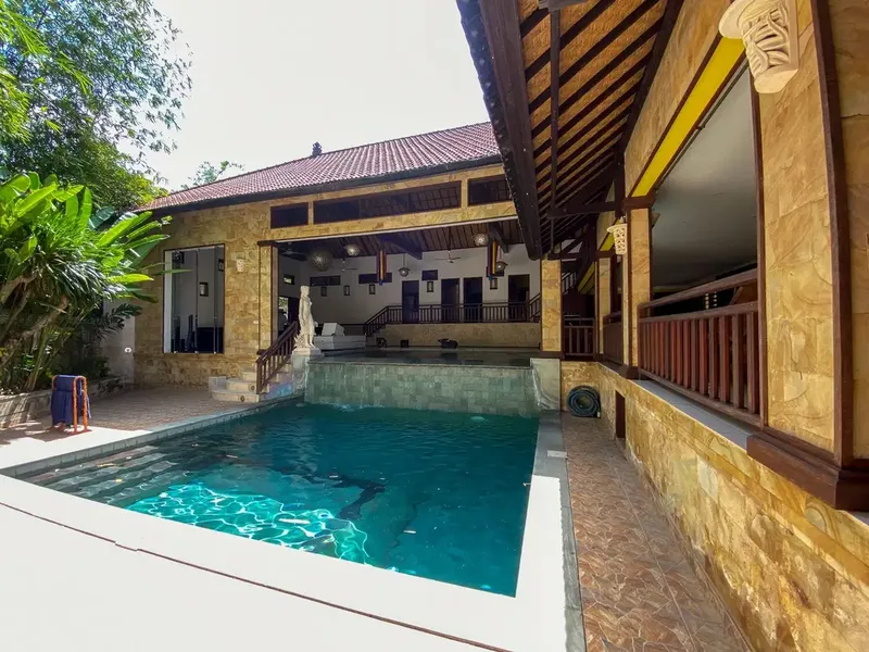 Contemporary Balinese Inspired Villa For Yearly Rental In Kerobokan - Bali in Bali