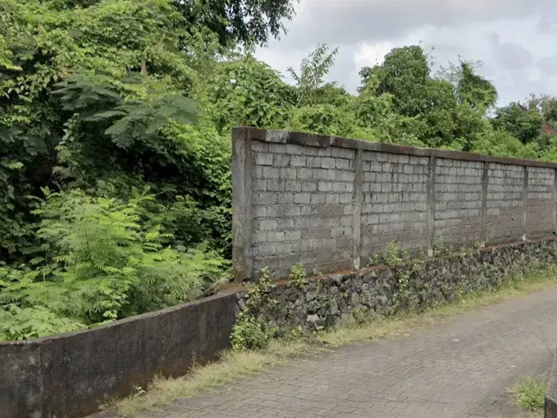 Tanah 3 Are Pinggir Jalan Utama Puri Gading Jimbaran – Hook, SHM, 2 Akses - Bali in Bali