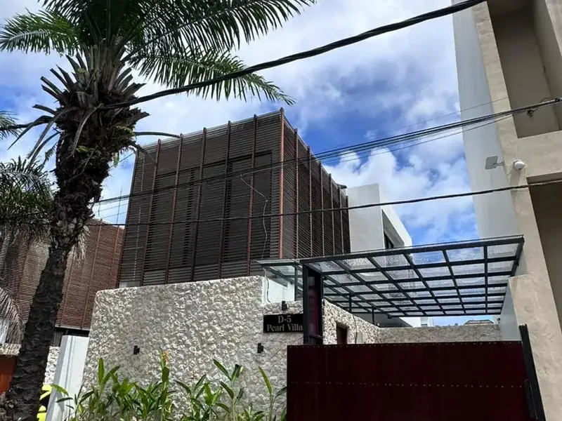 DI SEWAKAN VILLA AREA NUSA DUA BALI FULLY FURNISH - Real Estate in Bali