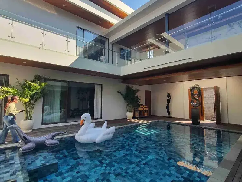 Brand New Luxury Villa 3 bedrooms, Land 348 sqm. Prime Location Central Seminyak. Exceptional Investment - Real Estate in Bali