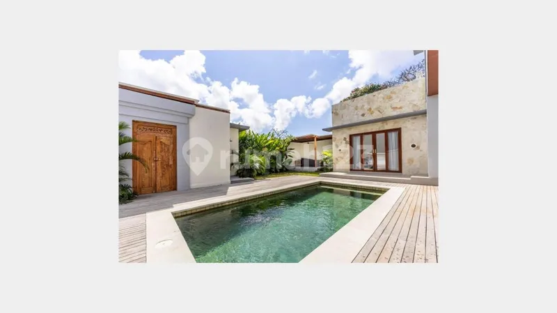 Villa 3Br Modern Tropical Ungasan - Real Estate in Bali