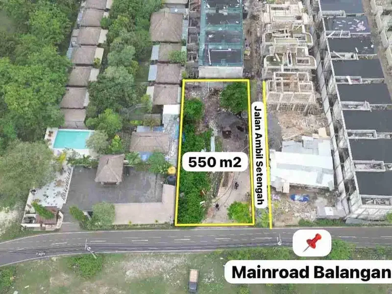 DI SEWAKAN SEGERA TANAH PREMIUM 550m² Jl.UTAMA PANTAI BALANGAN BALI. - Real Estate in Bali