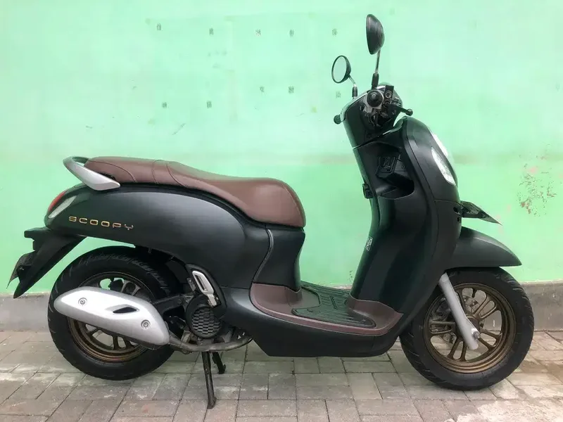 Honda Scoopy prestige Th.2024 remote!! - Vehicles in Bali