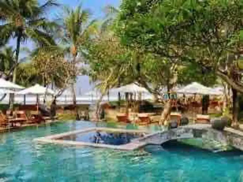 HOTEL BINTANG5 DI SEMINYAK BEACH, BADUNG, BALI
BEACHFRONT

BINTANG : 
DESIGNED BY *_RENOWNED_ - Real Estate in Bali