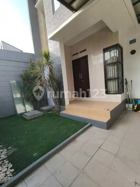 Rumah 2 Lantai Minimalis Modern di Ubung Kaja - Denpasar - Bali in Bali