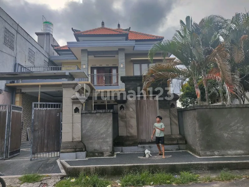 Rumah Luas Lega di Kesiman Dekat ke Sanur Dyatmika School dan Denpasar Timur Lainnya - Bali in Bali