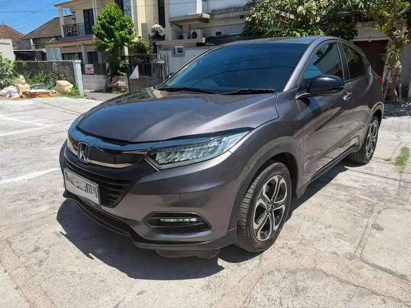 Honda HR-V 2020 Bensin - Vehicles in Bali