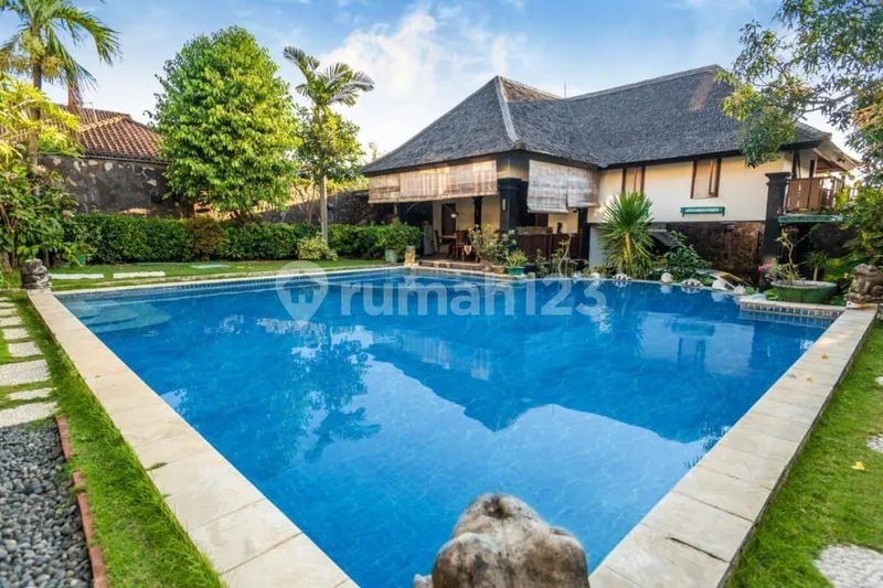 Villa Dijual Lokasi Kerobokan - Real Estate in Bali