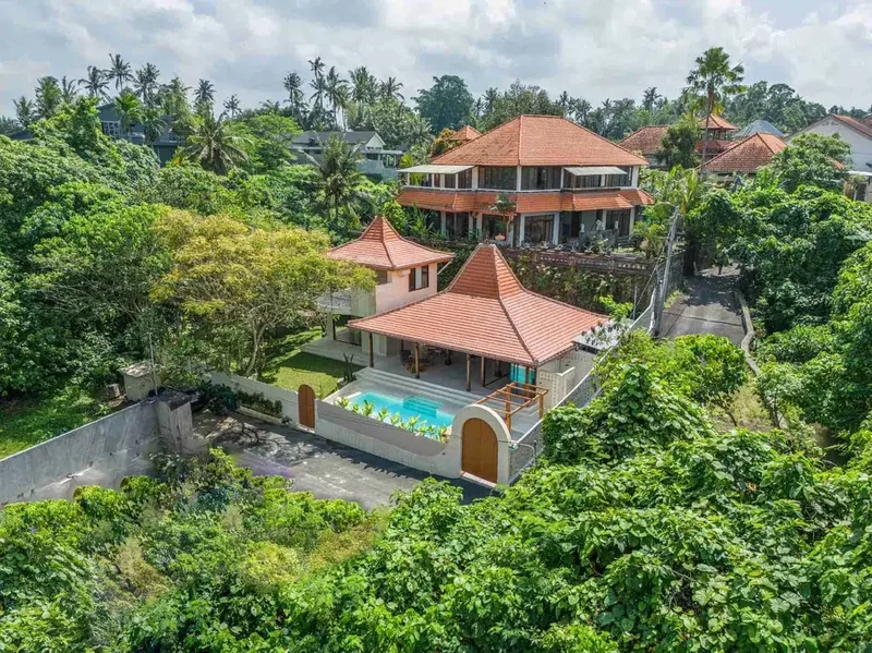 Villa Kemenuh Ubud Pemandangan Hutan - Real Estate in Bali